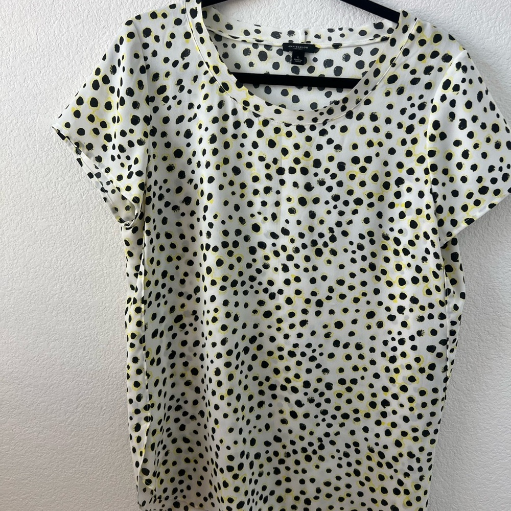 Ann Taylor White Top with Black and Neon Yellow Dots